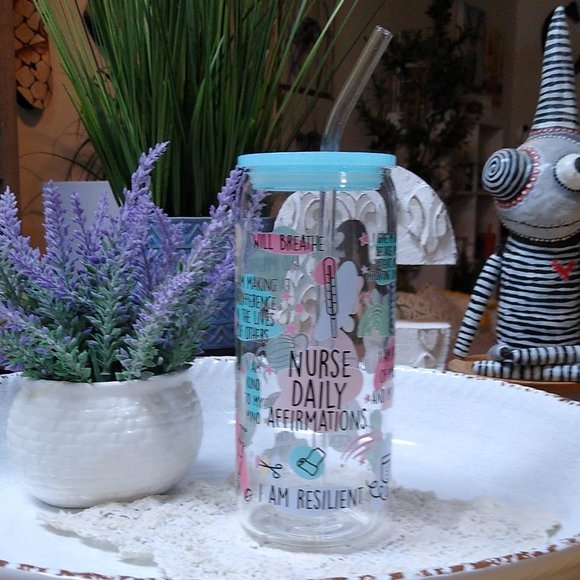 Nurses Daily Affirmations 20 oz can glass - Picture 1 of 3